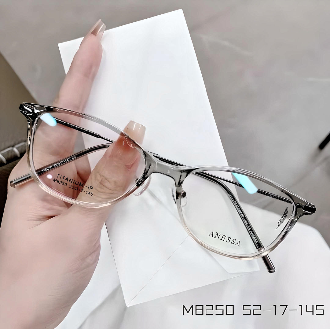 Anessa M8250 Cat-Eye Lightweight Titanium Glasses - Timeless Elegance