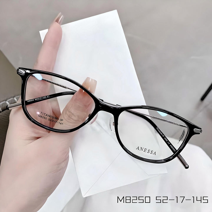 Anessa M8250 Cat-Eye Lightweight Titanium Glasses - Timeless Elegance