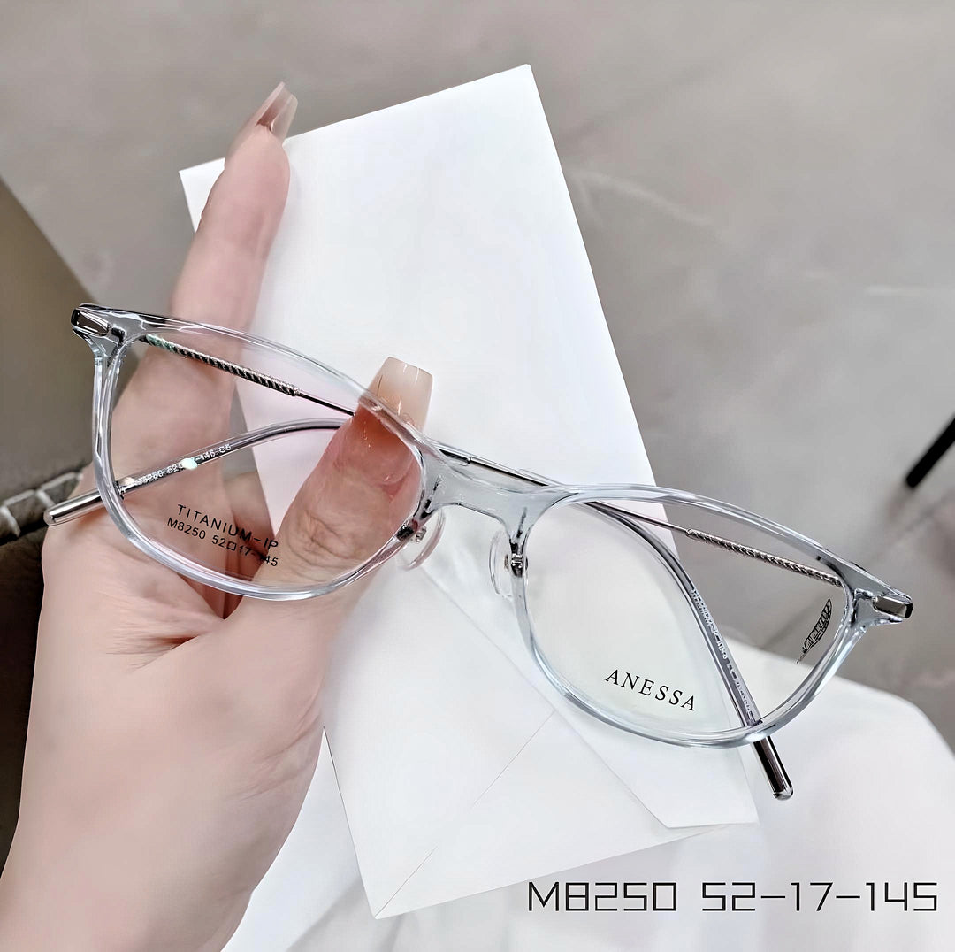 Anessa M8250 Cat-Eye Lightweight Titanium Glasses - Timeless Elegance