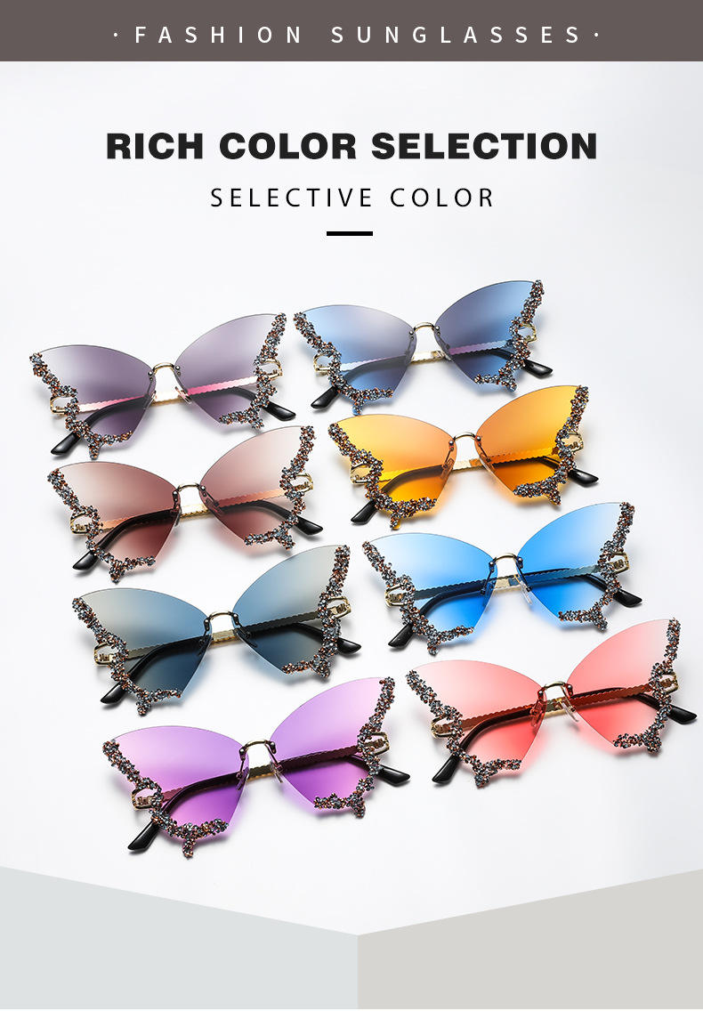 Luxury Butterfly Sunglasses with Rhinestone Detailing - Bold and Elegant (No prescription)