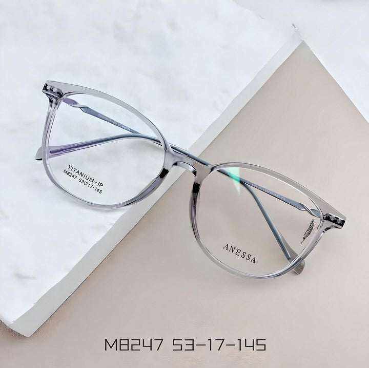 Anessa M8247 Stylish Lightweight Titanium Glasses - Classic Cat-Eye Design