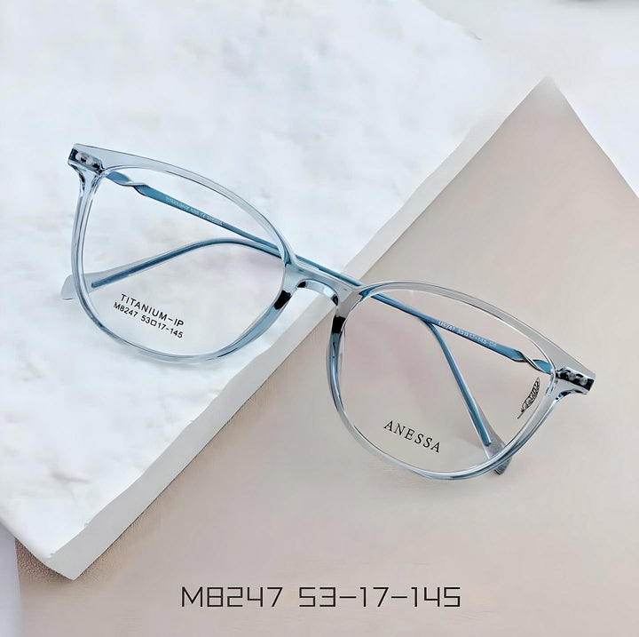 Anessa M8247 Stylish Lightweight Titanium Glasses - Classic Cat-Eye Design